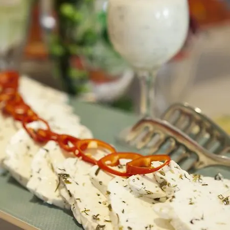 Diamond Elite & - Adults Only Side