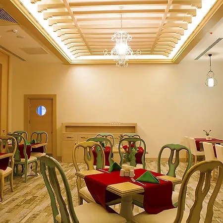 Diamond Elite & - Adults Only 5* Side